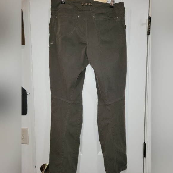 The North Face Womens 12 hiking pants - Picture 2 of 5
